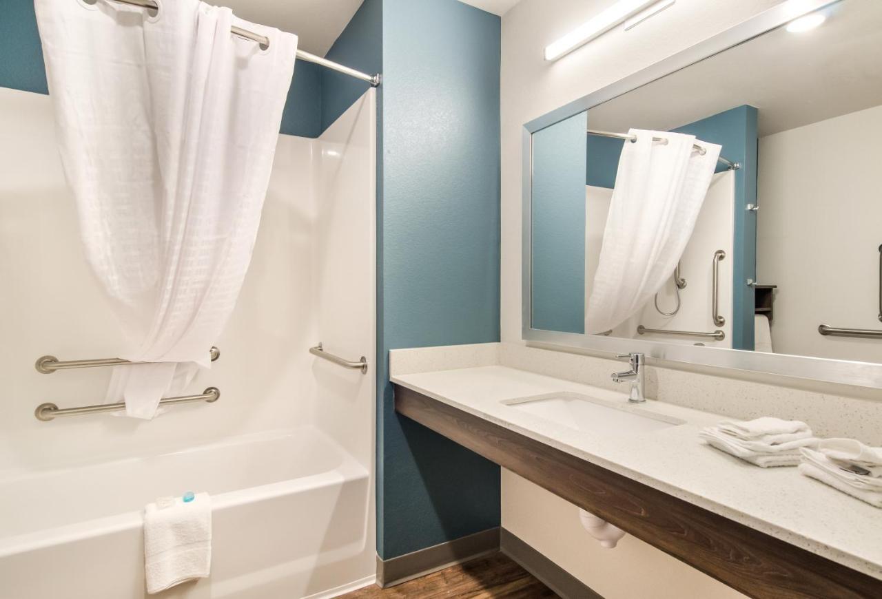 Woodspring Suites Thornton-North Denver Bagian luar foto